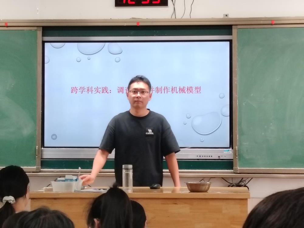 3140af81048345858ecf4f69d5060d40.Jpeg