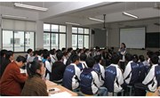 我校选送主题班会参加全市比赛