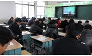 我校召开2011年期初毕业班家长会