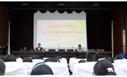 我校召开初一年级寄宿生会议