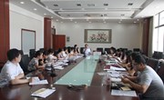 我校举行新初一班主任会议