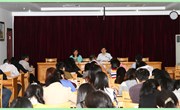 我校举行全体班主任会