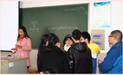 第八届校园文化艺术节暨外语节系列活动之单词接龙比赛