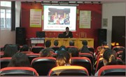 我校组织班主任及德育骨干外出参观学习
