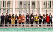 学校表彰第二届“巾帼标兵”