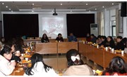 我校召开庆祝“三八”妇女节座谈会
