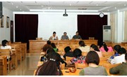 我校各年级召开教师会