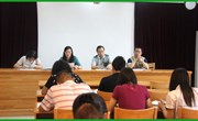 我校召开期末教研组长、备课组长会议