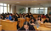 我校召开初一年级期中质量分析会