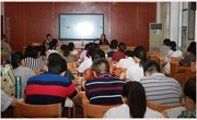 立足素养，立求发展——我校召开初三年级组教师会议