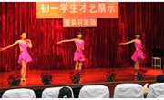 常熟市外国语初级中学举行“初一学生才艺展示暨队日活动”