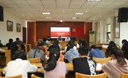 坚定信心 迎难而上 --- 初二年级组召开期中考试质量分析会