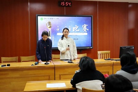 以 “声” 绘梦，初一学子玩转英语故事赛场——常熟市外国语初级中学第十八届校园科技文化艺术节暨外语节系列活动之初一英语讲故事比赛