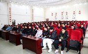 精准分层明方向 凝心聚力备中考——我校召开初三学生分层指导会议