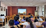 深耕常规抓细节，凝心聚力促成长——我校召开2026年5月全体班主任工作会议
